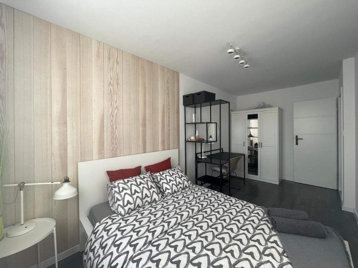 Cozy Apart - Self Check-In 24H Apartment Вроцлав Екстериор снимка